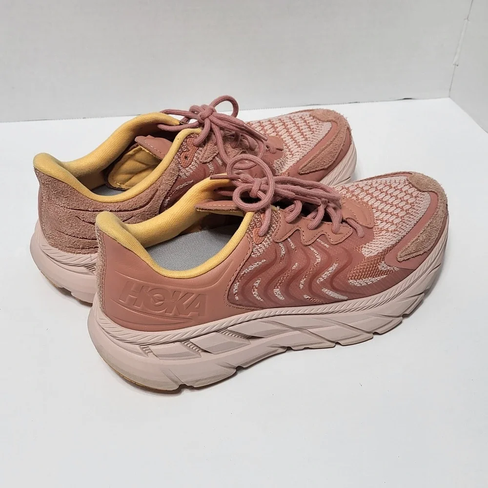 Hoka One One Clifton LS Peach Whip Suede Mesh Sneakers 1141550‎ EPWP Womens 9.5